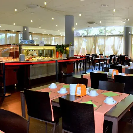 Διαμέρισμα Welcoming Flat Next To The Sea For Up To 6 Guests *