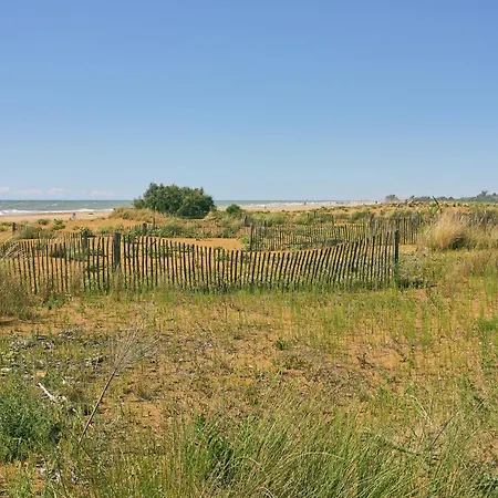 Welcoming Flat Next To The Sea For Up To 6 Guests * Μπιμπιόνε