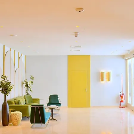 Refined Comfort Stay With Spa