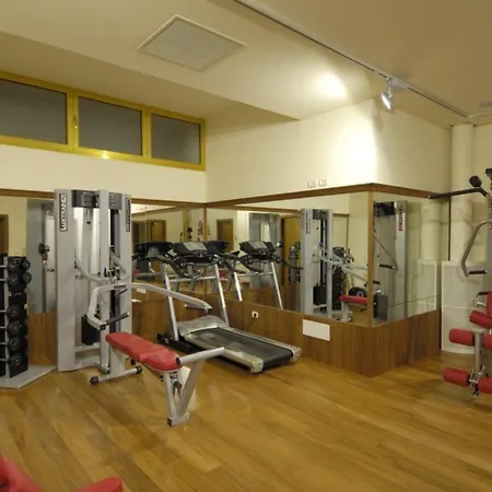 Refined Comfort Stay With Spa 비비오네
