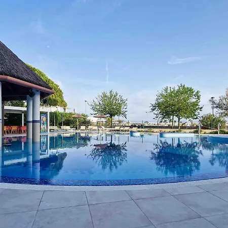 아파트 Refined Comfort Stay With Spa