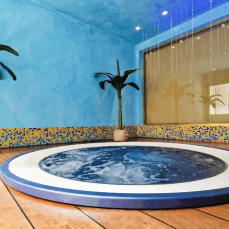 Refined Comfort Stay With Spa 비비오네